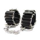 Черные наручники необычного дизайна