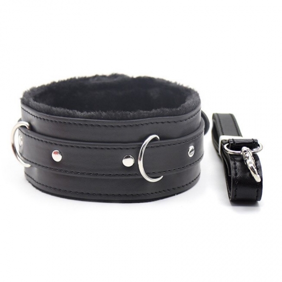 Черный мягкий ошейник с мехом и поводком