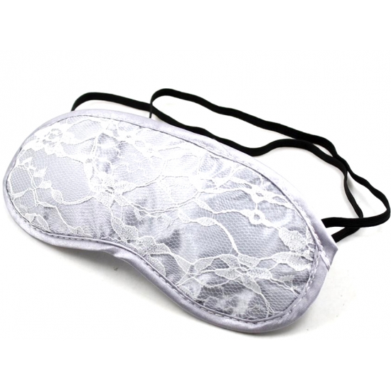 Мягкая маска с белым кружевом