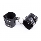 Широкие черные БДСМ наручники на кольце